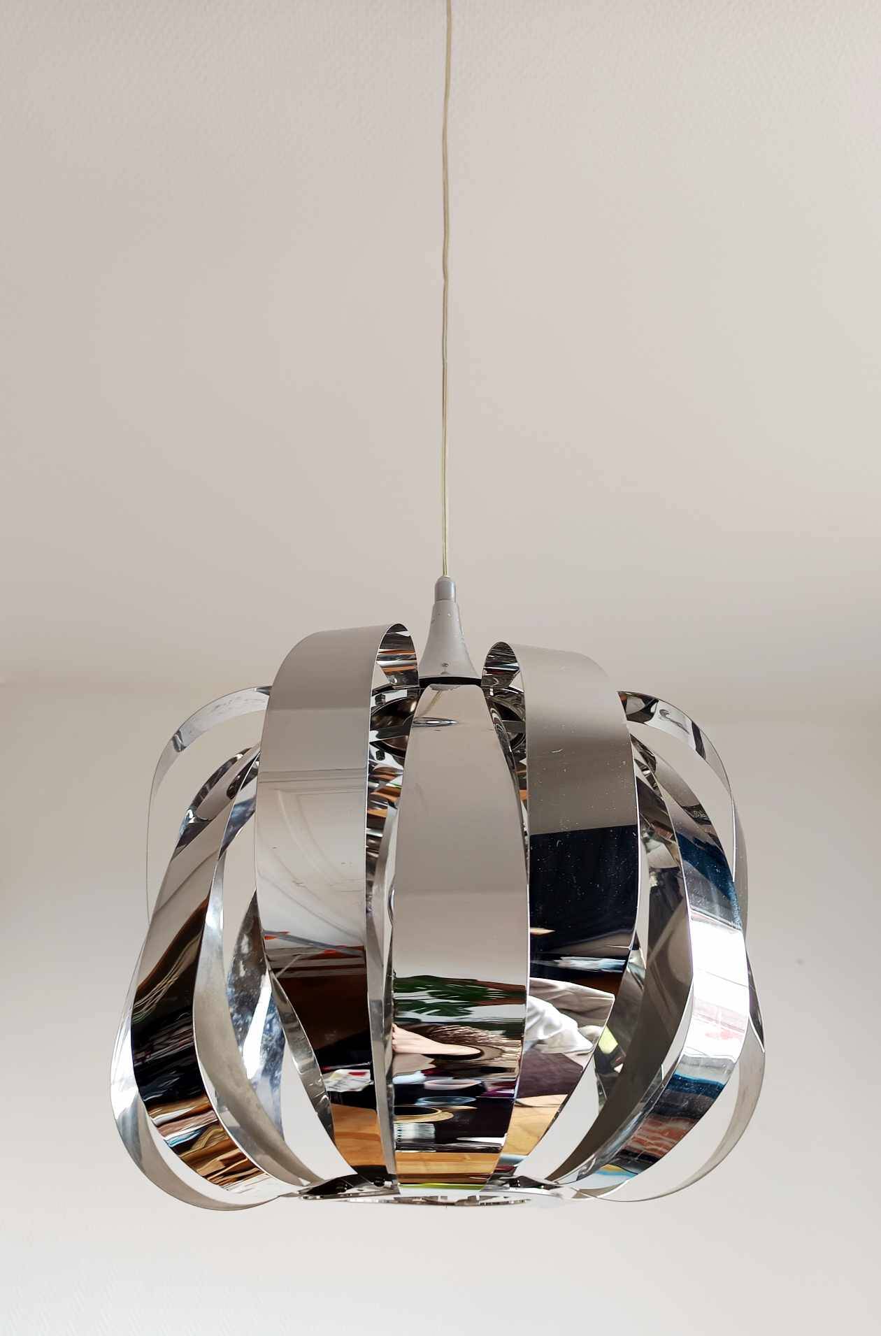 Suspension space age métal chromé