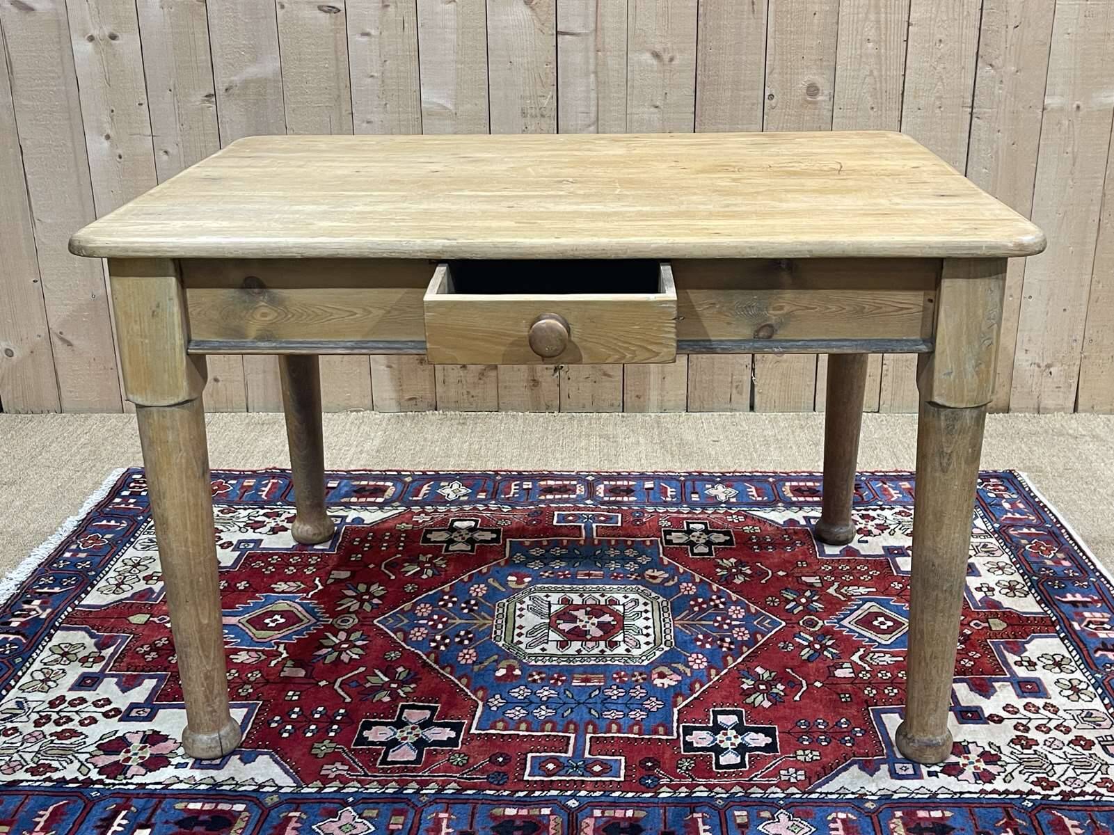 19th century English fir farmhouse table with one drawer