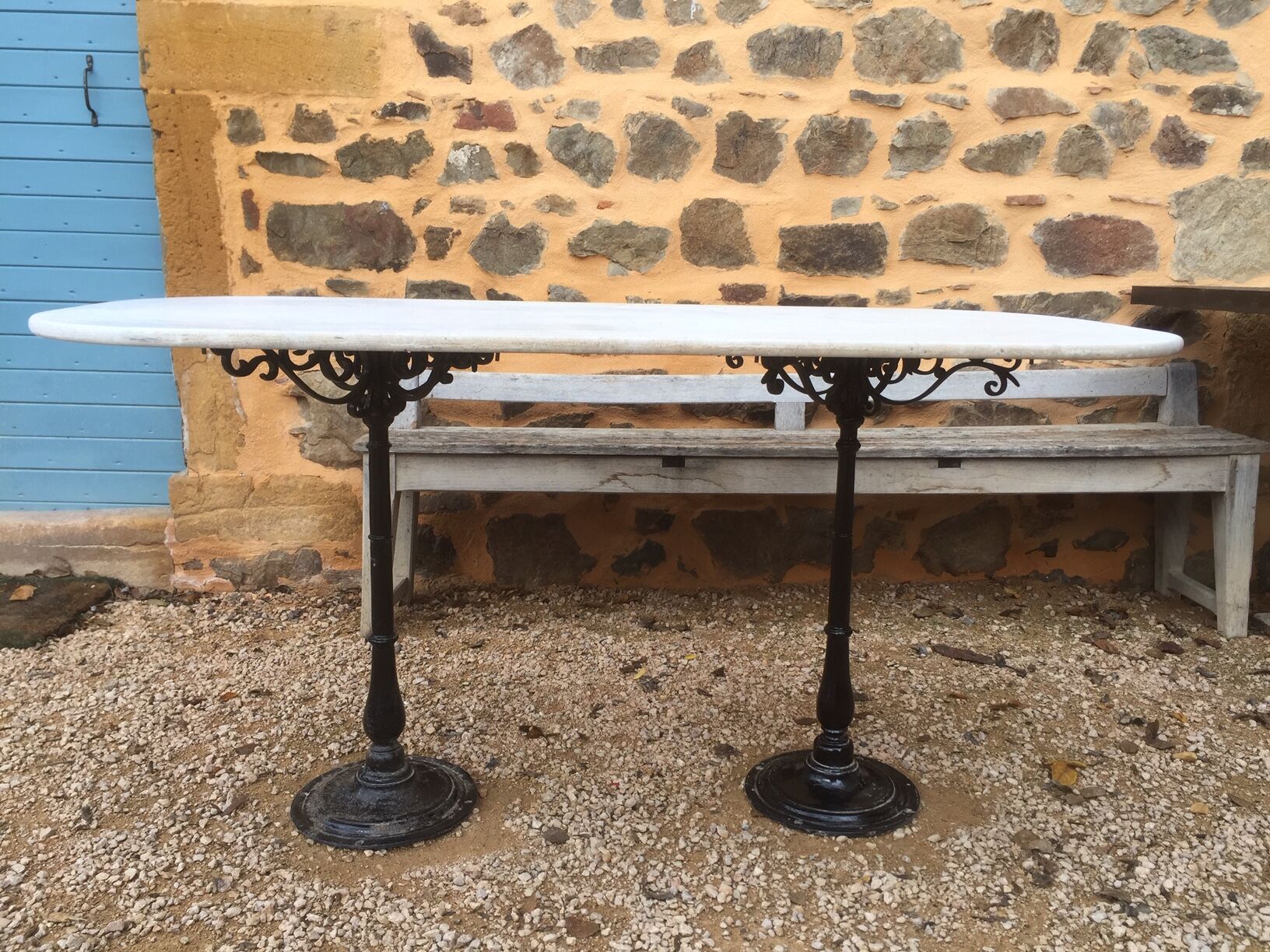 Marble and double base bistro table