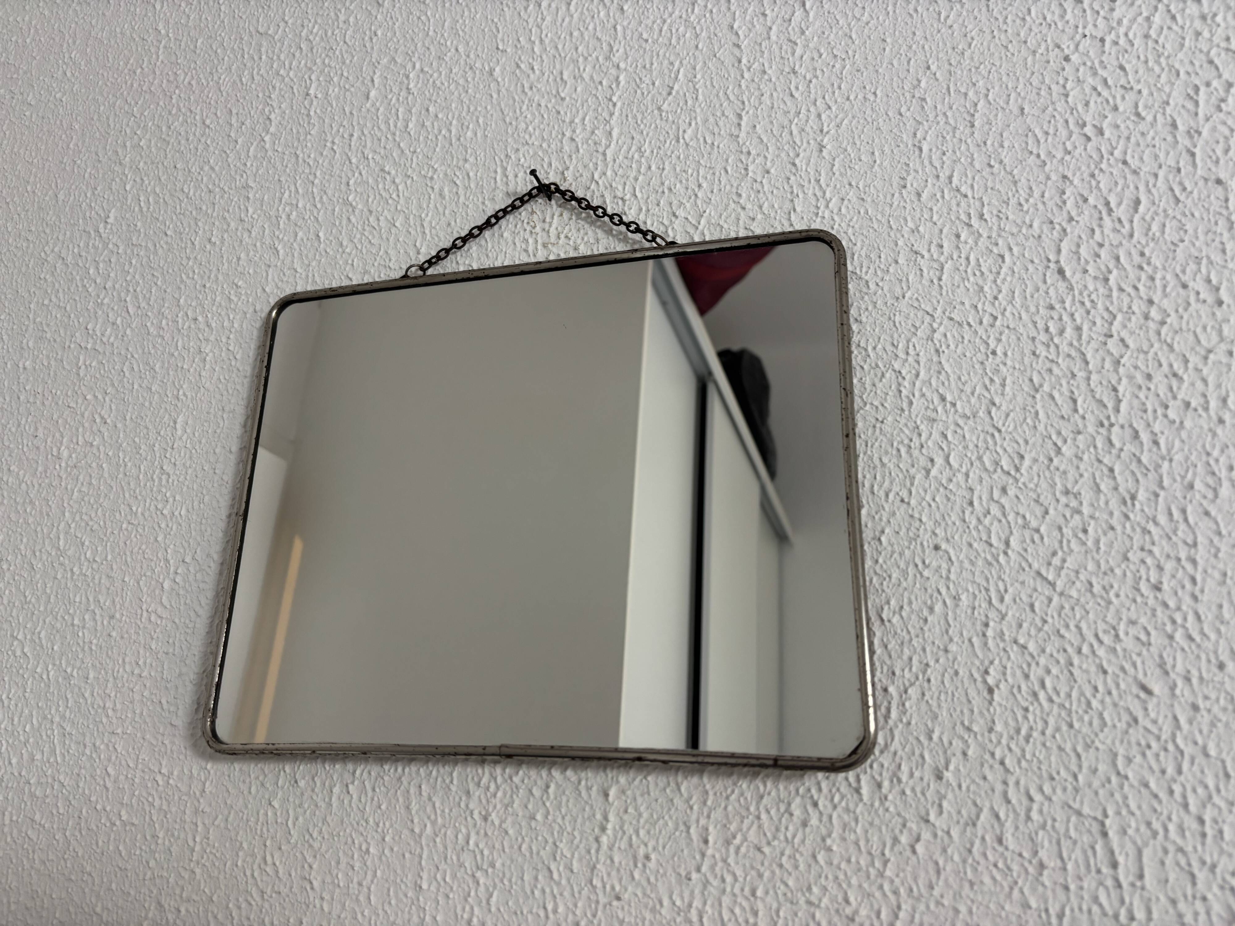 Miroir vintage 1960 barbier coiffeur carton chainette - 29 x 23 cm