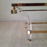 Table basse carrée en lucite, laiton et verre, Hollywood Regency