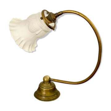 Lampe en laiton avec globe en verre