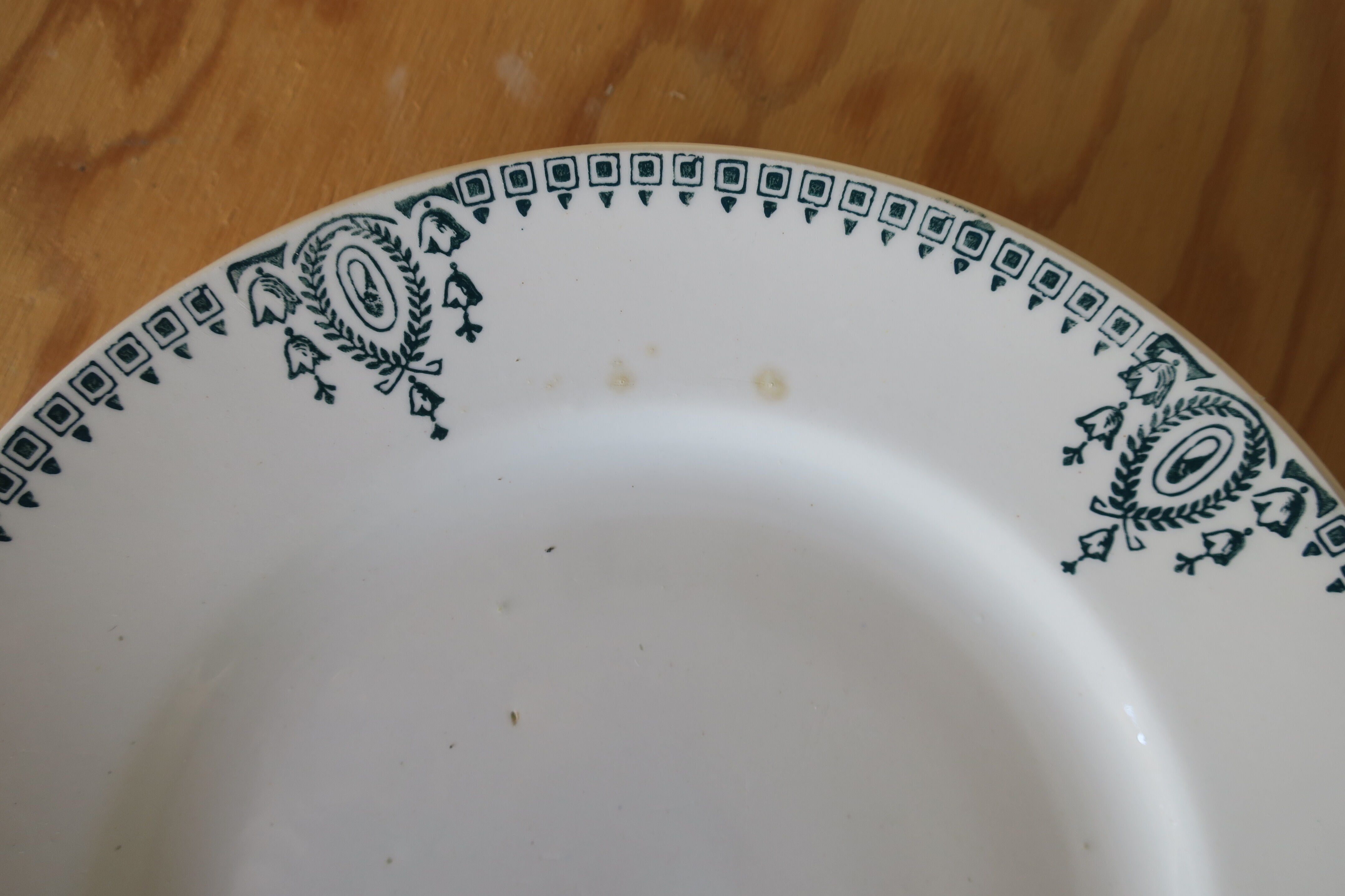 2 vintage St Amand plates