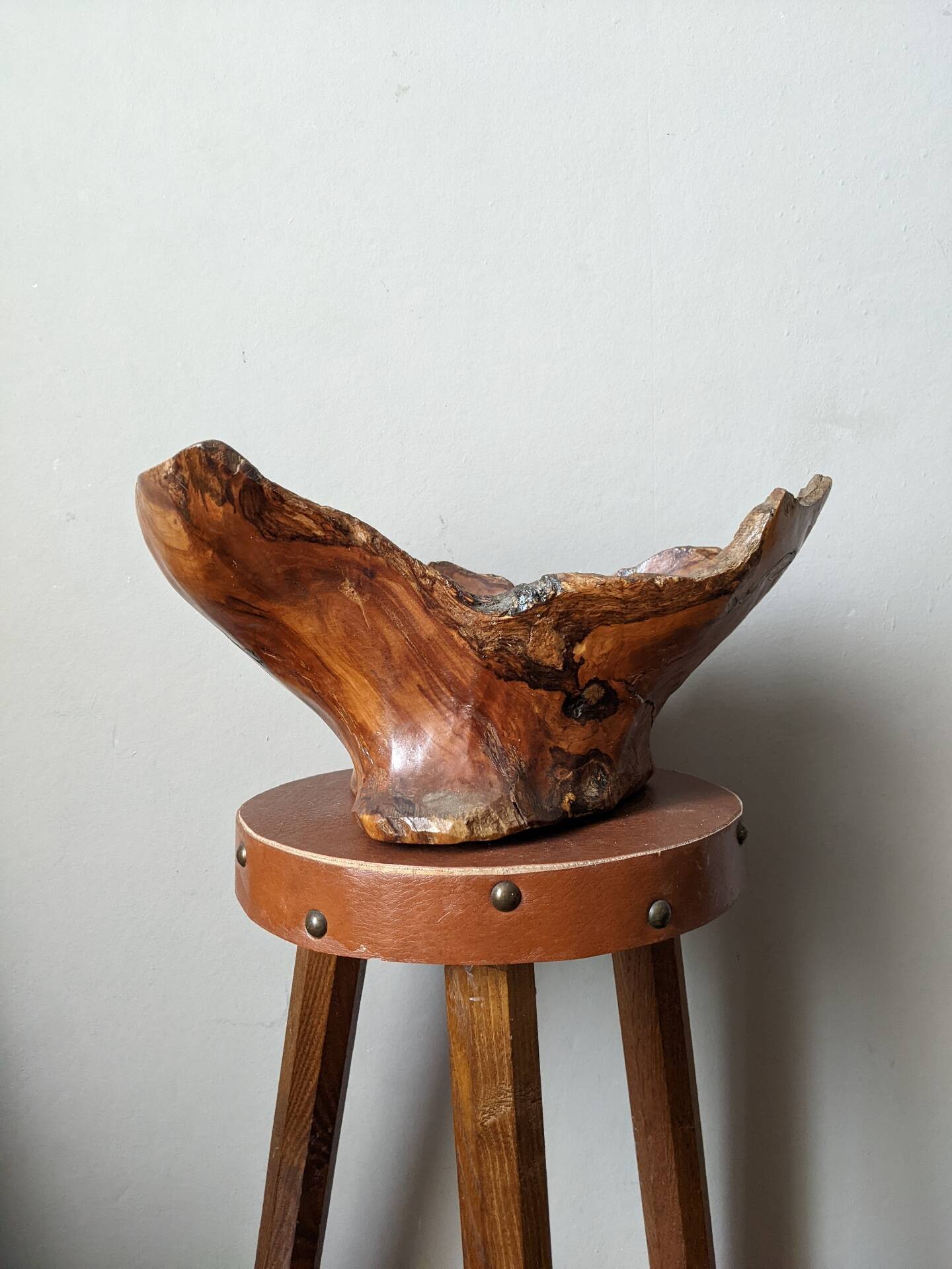 Handcrafted wooden bowl country decoration key tray