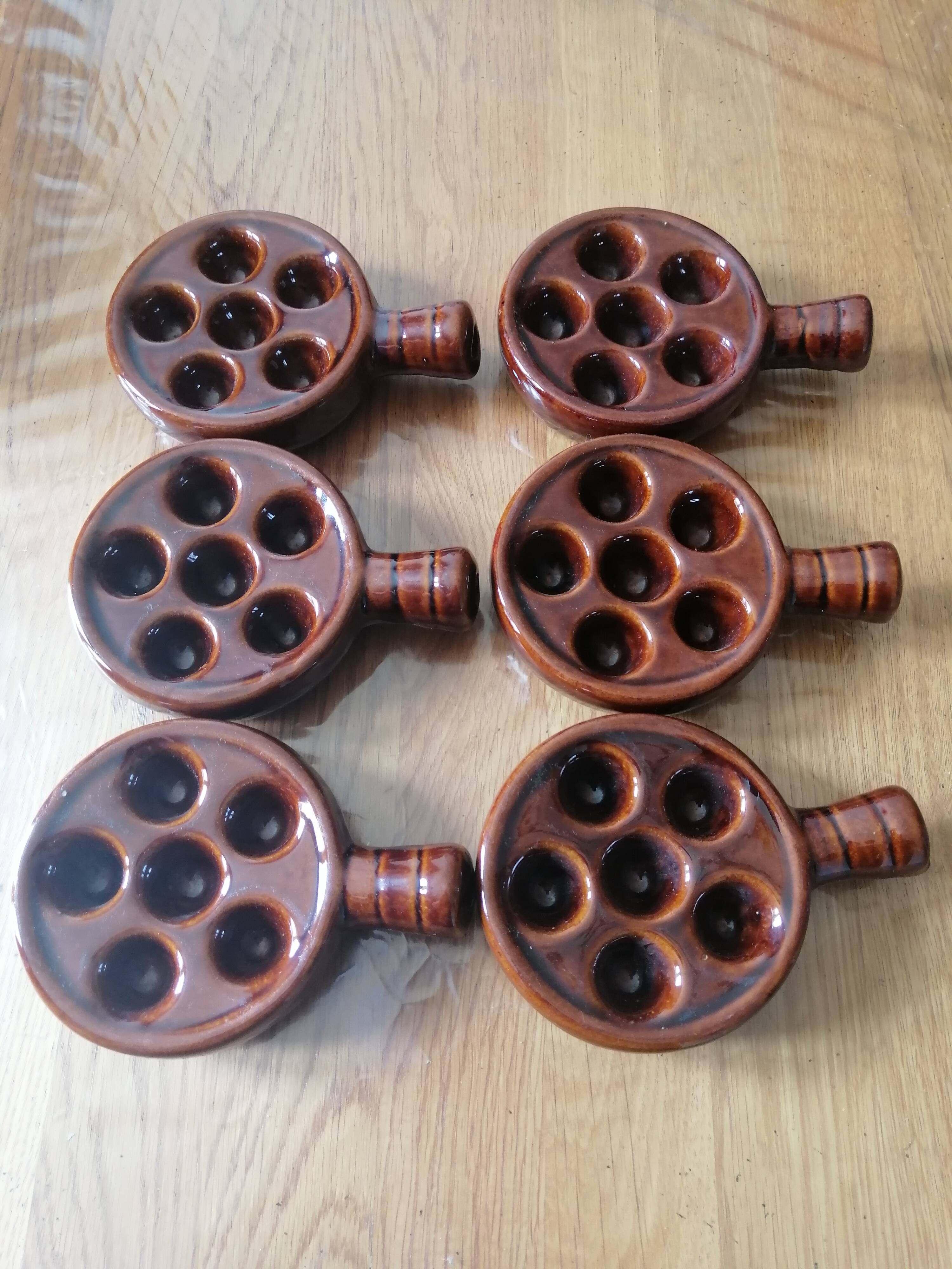 6 vintage snail pans