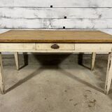 Farm table