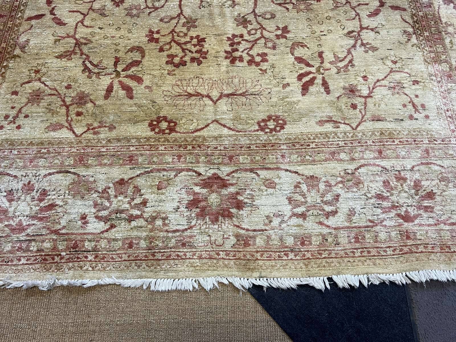 Handmade wool oriental rug - 3m43x2m70