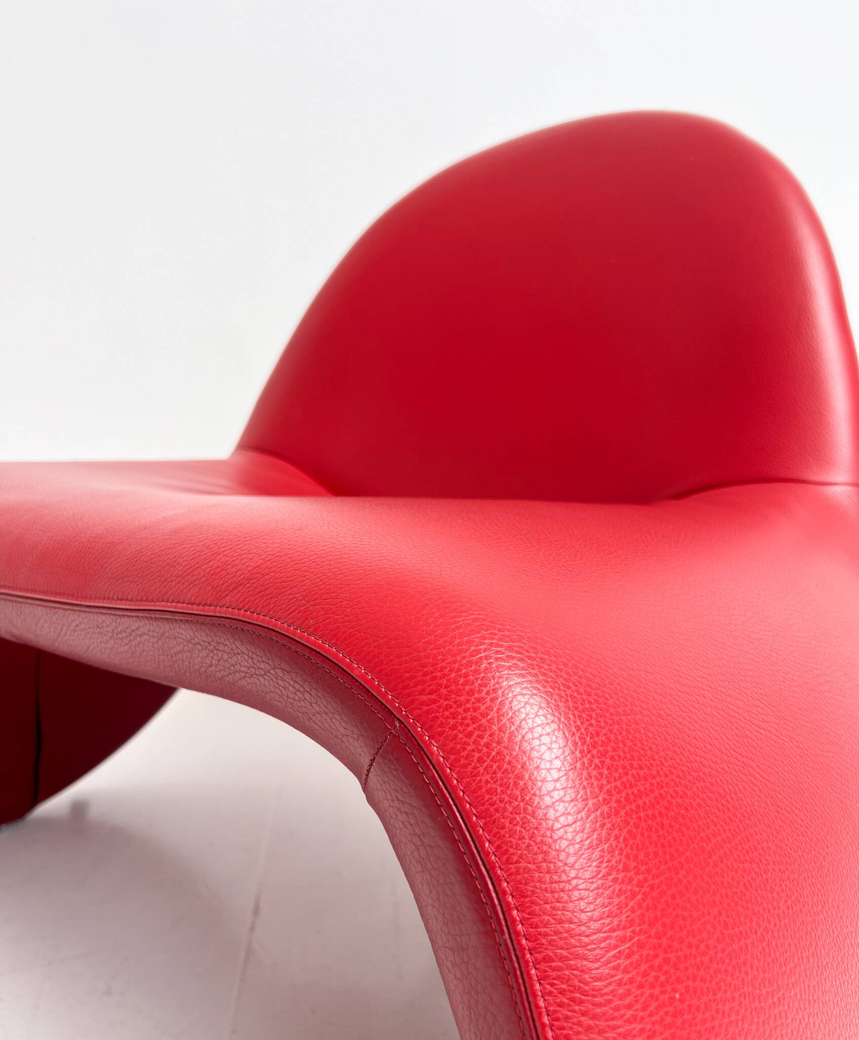 Leolux Sella lounge chair by Patrick Belli, 2010s.