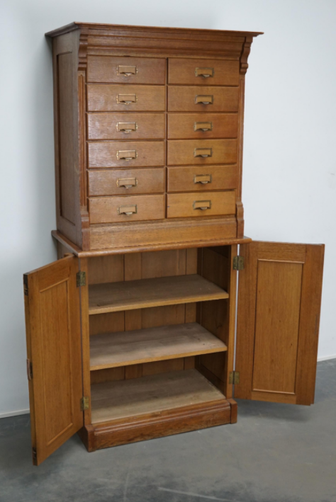 Apothecary or oak binder Netherlands 1930s