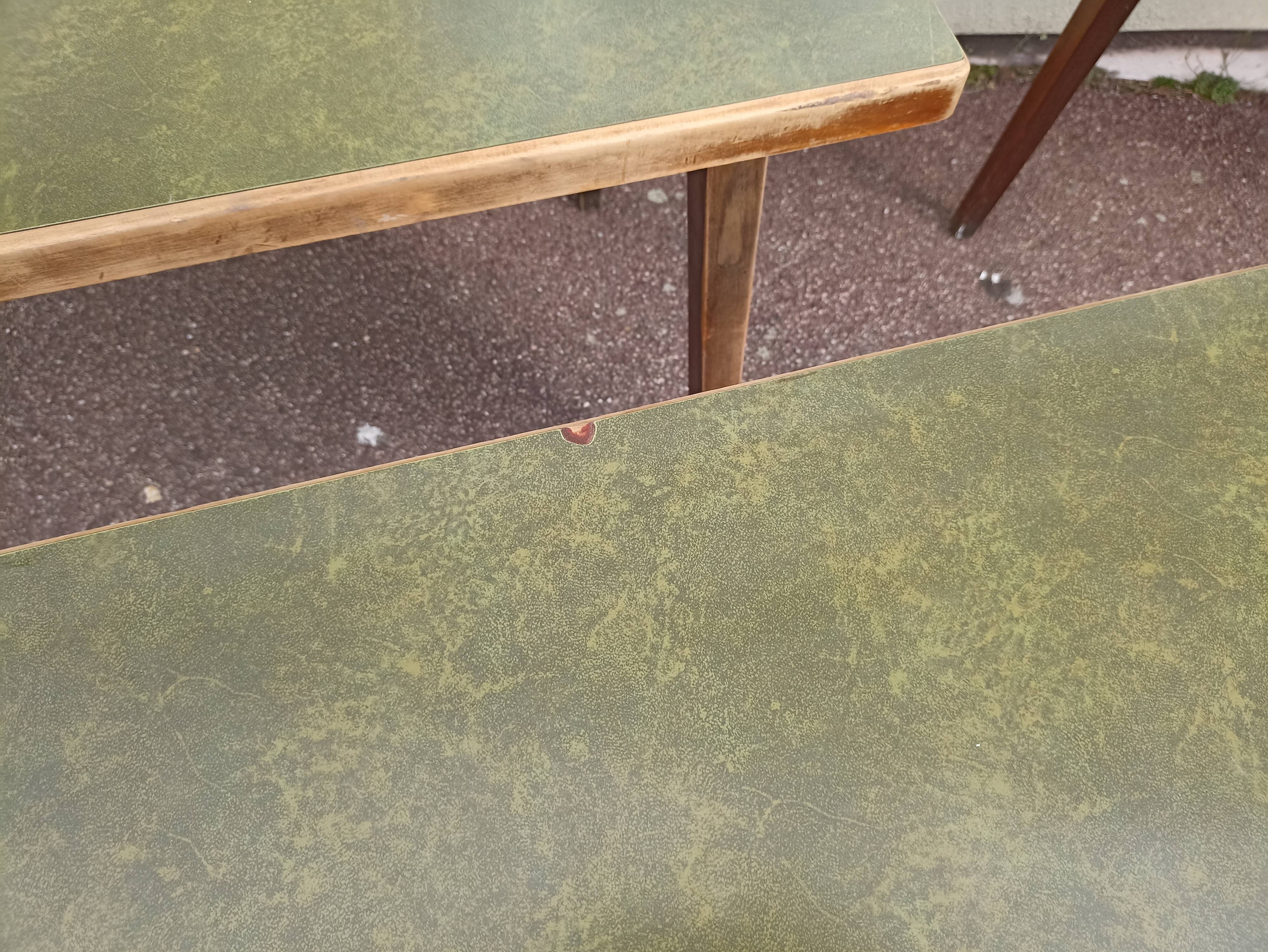 Set of 5 wooden and Formica bistro table