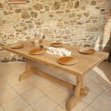 Farmhouse table