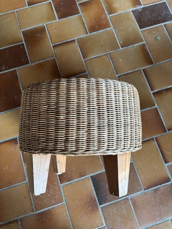 Tabouret Dalby IKEA en rotin