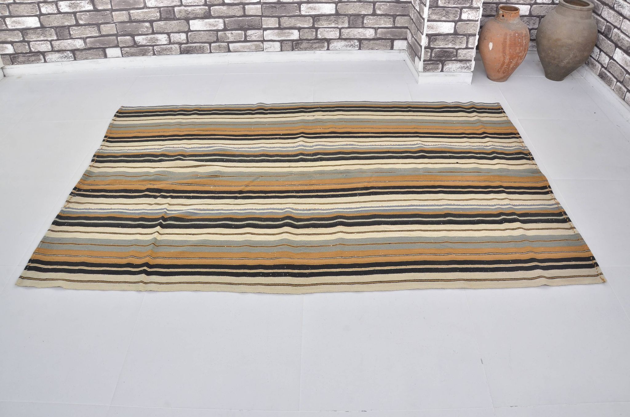 Neutral Vintage Handwoven Kilim Rug sku 1678