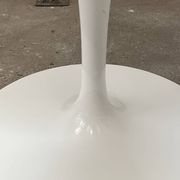 4 Tulip chairs by Eero Saarinen for Knoll