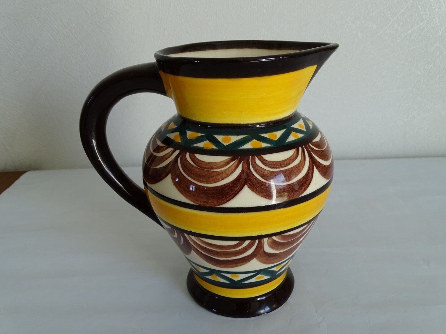 Ceramic pitcher.saint Jean de La Poterie