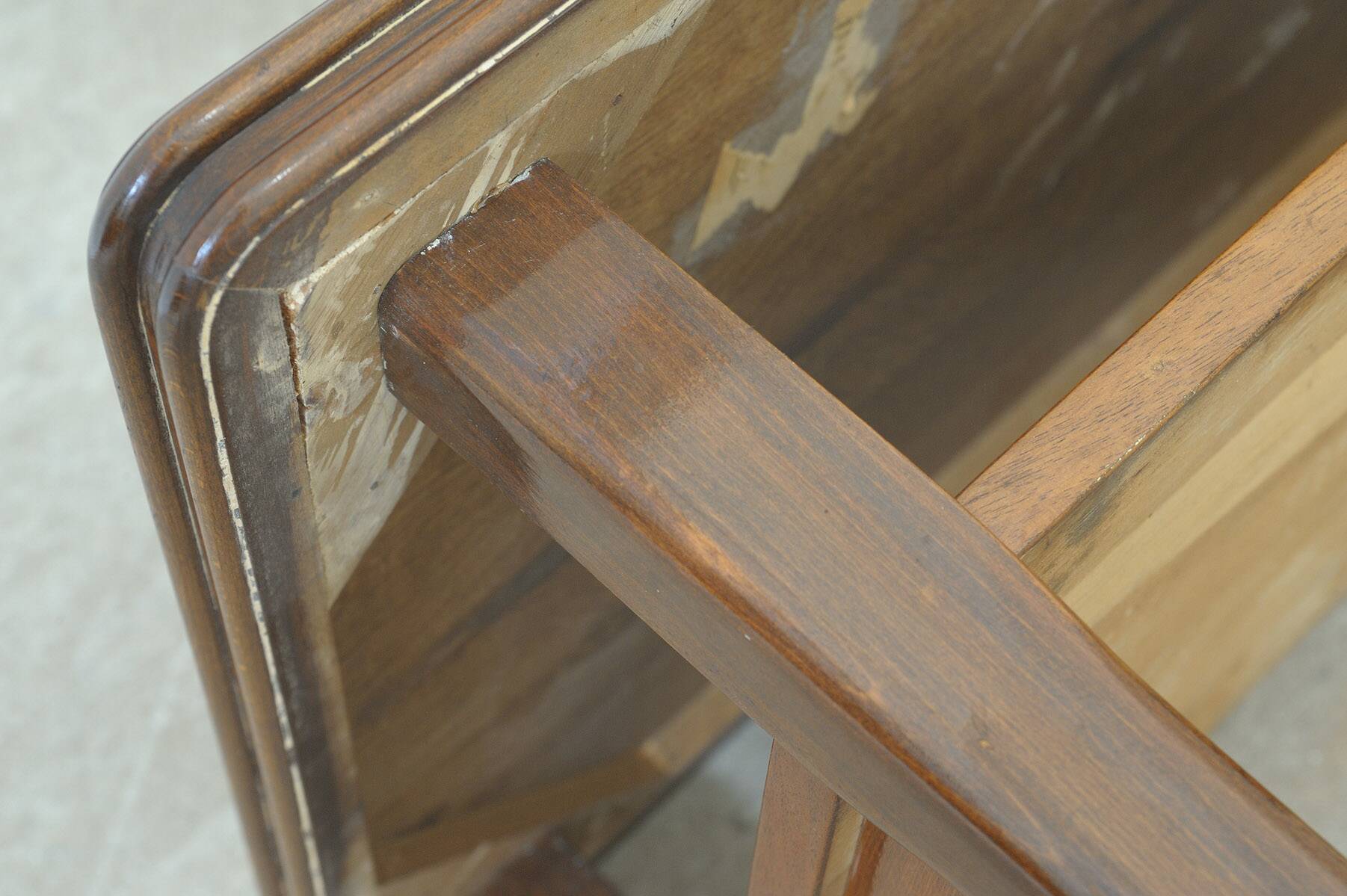 Midcentury walnut coffee table, Czechoslovakia, 1950´s