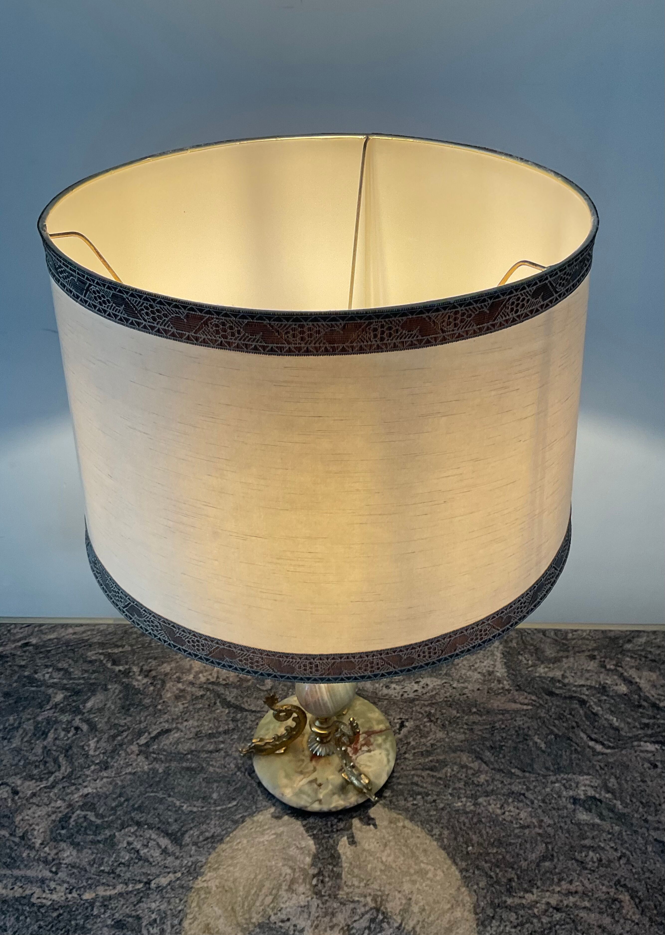 Lamp 70s in onyx and brass