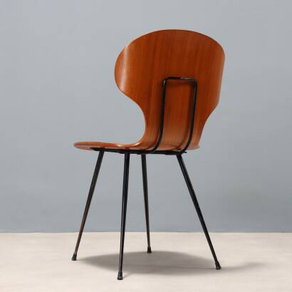 1960s chair made of curved plywood