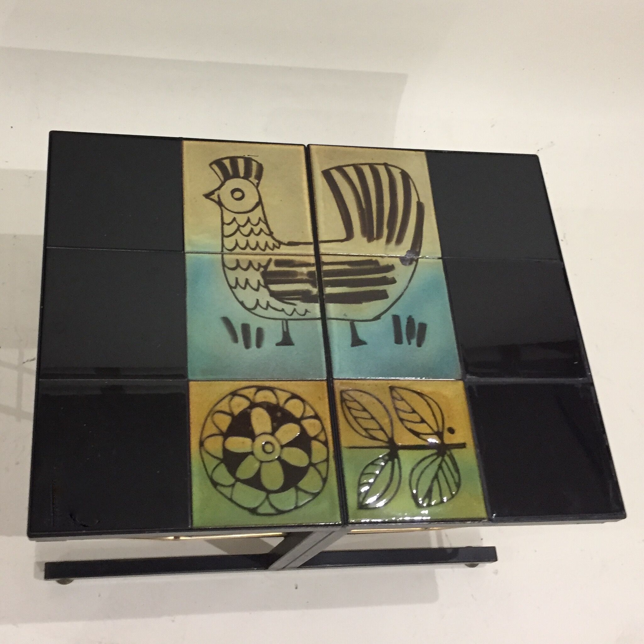 Ceramic coffee table