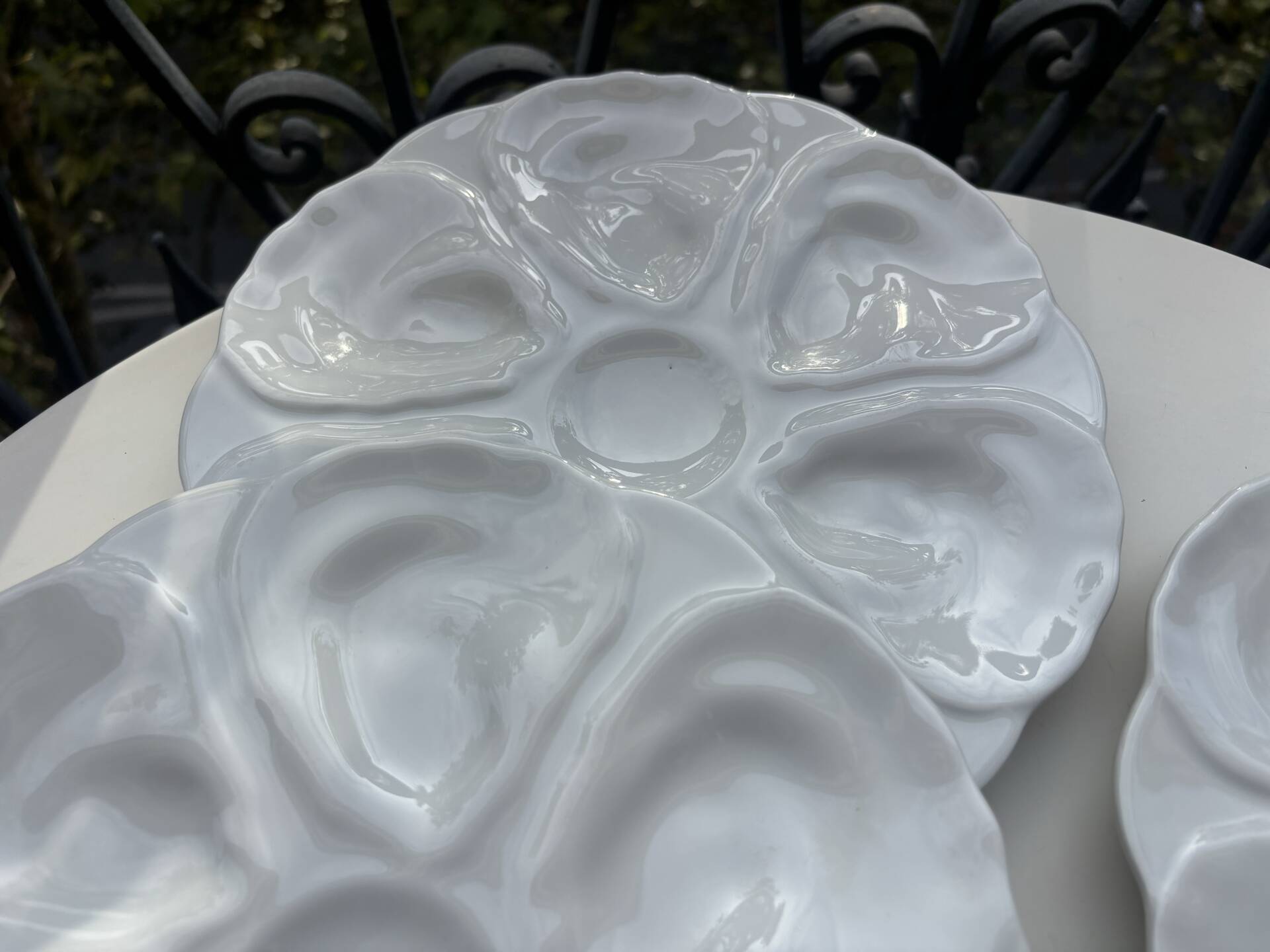 6 assiettes à huîtres majolique