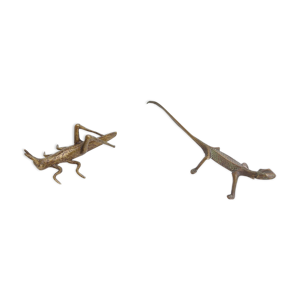 Lézard et sauterelle en laiton