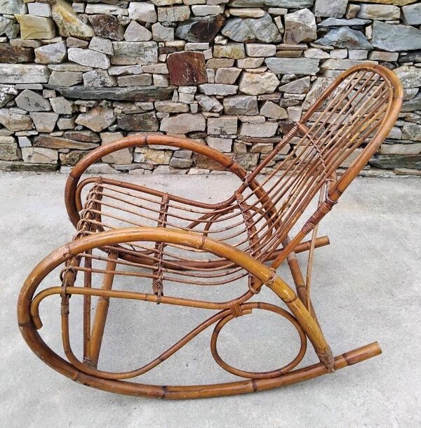 Rocking-Chair En Rotin Vintage