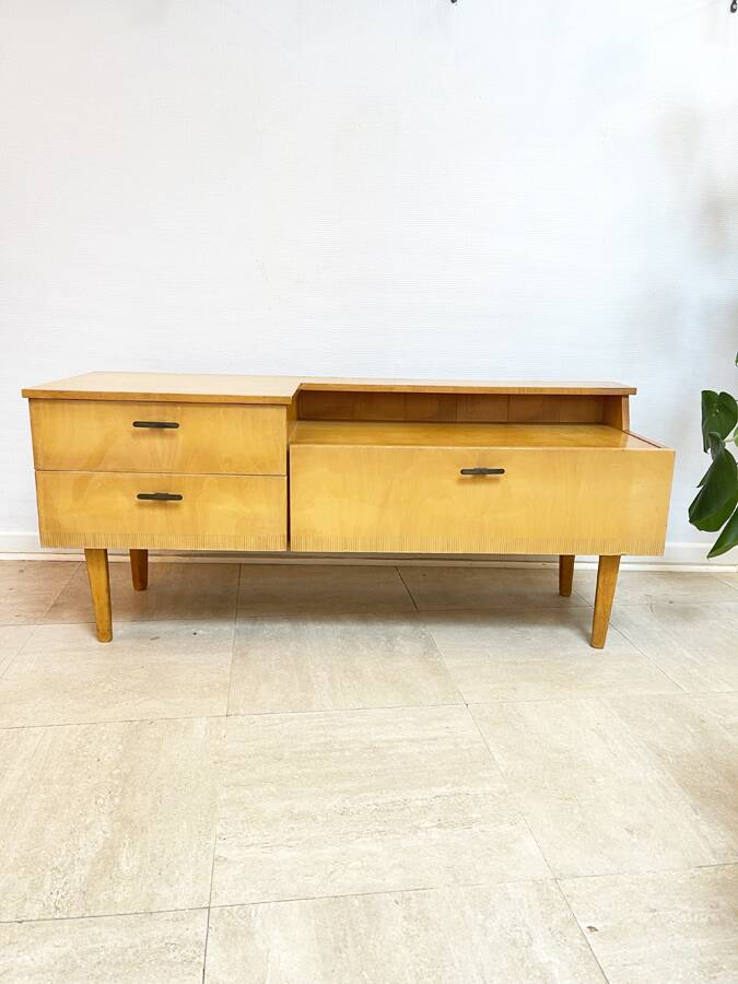 Coiffeuse basse vintage en bois blond – meuble moderniste années 50/60