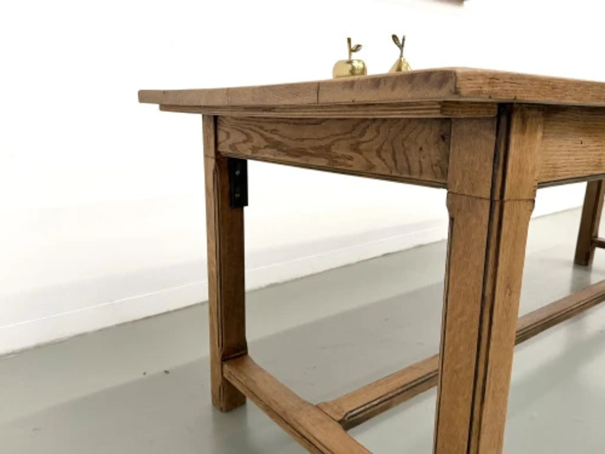 Solid oak farmhouse table, 1970s