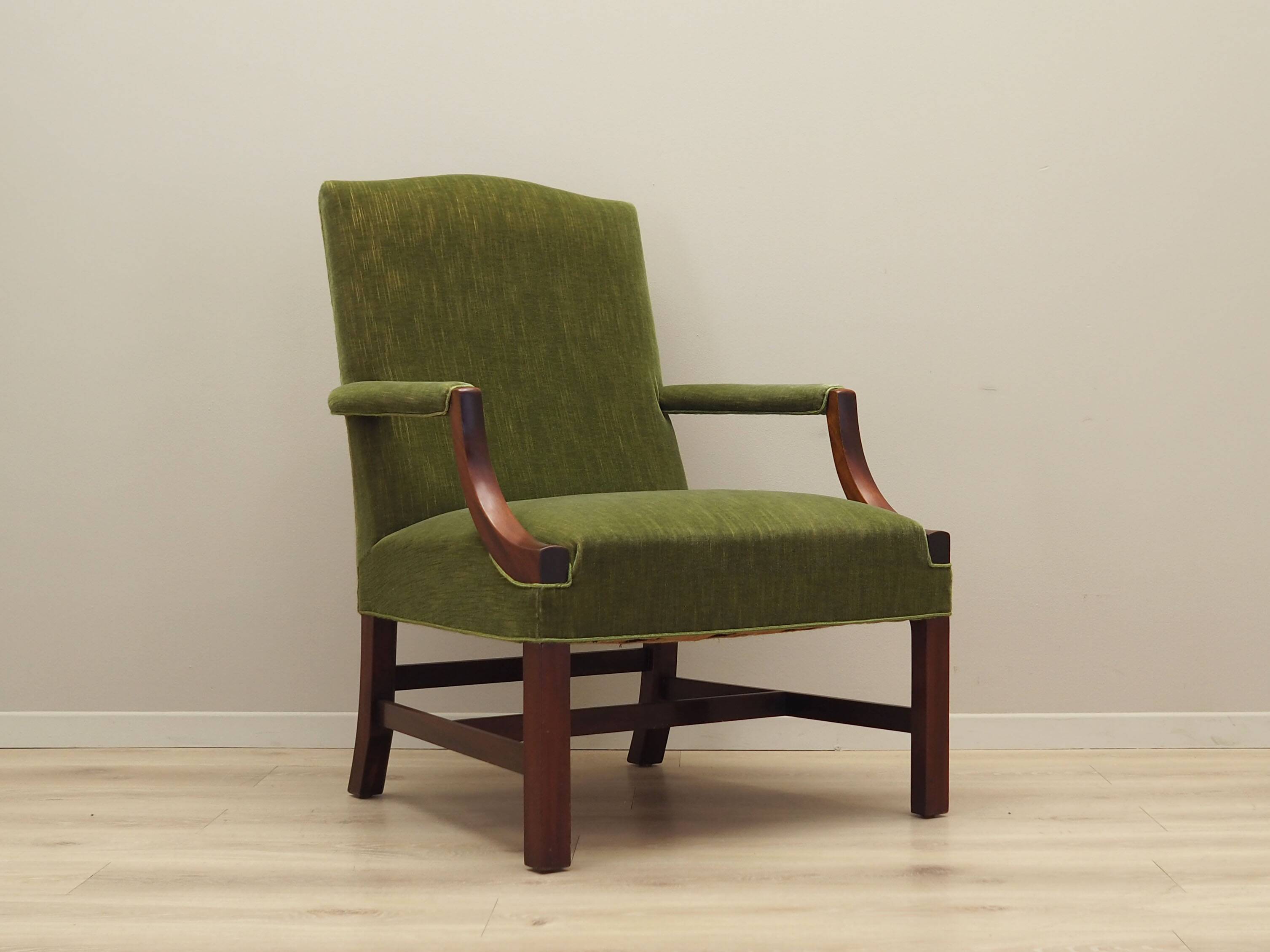 Fauteuil en acajou, design danois, années 1970, production : Danemark