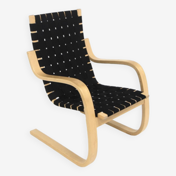 Fauteuil scandinave "Model 406", Alvar Aalto pour Artek, Finlande, 2000