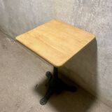Table de bistrot