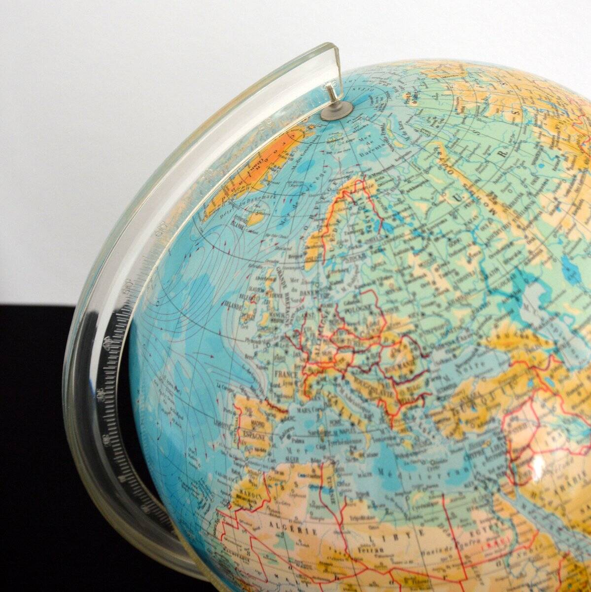 Terrestrial globe, illumina italy 1960s XL format