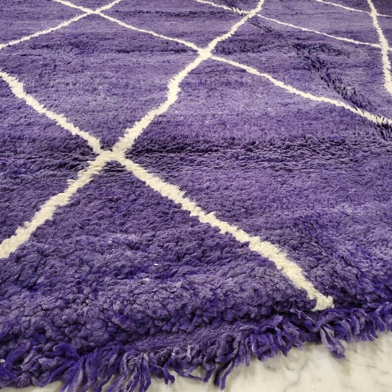 Handmade Moroccan rug, traditionally made, 250cm x 150cm