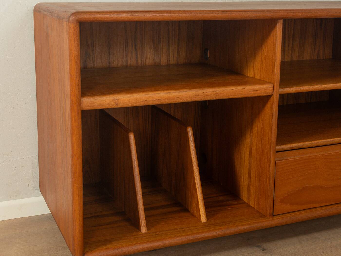 1960s HiFi rack by Dyrlund