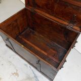 Coffre de voyage ancien en bois