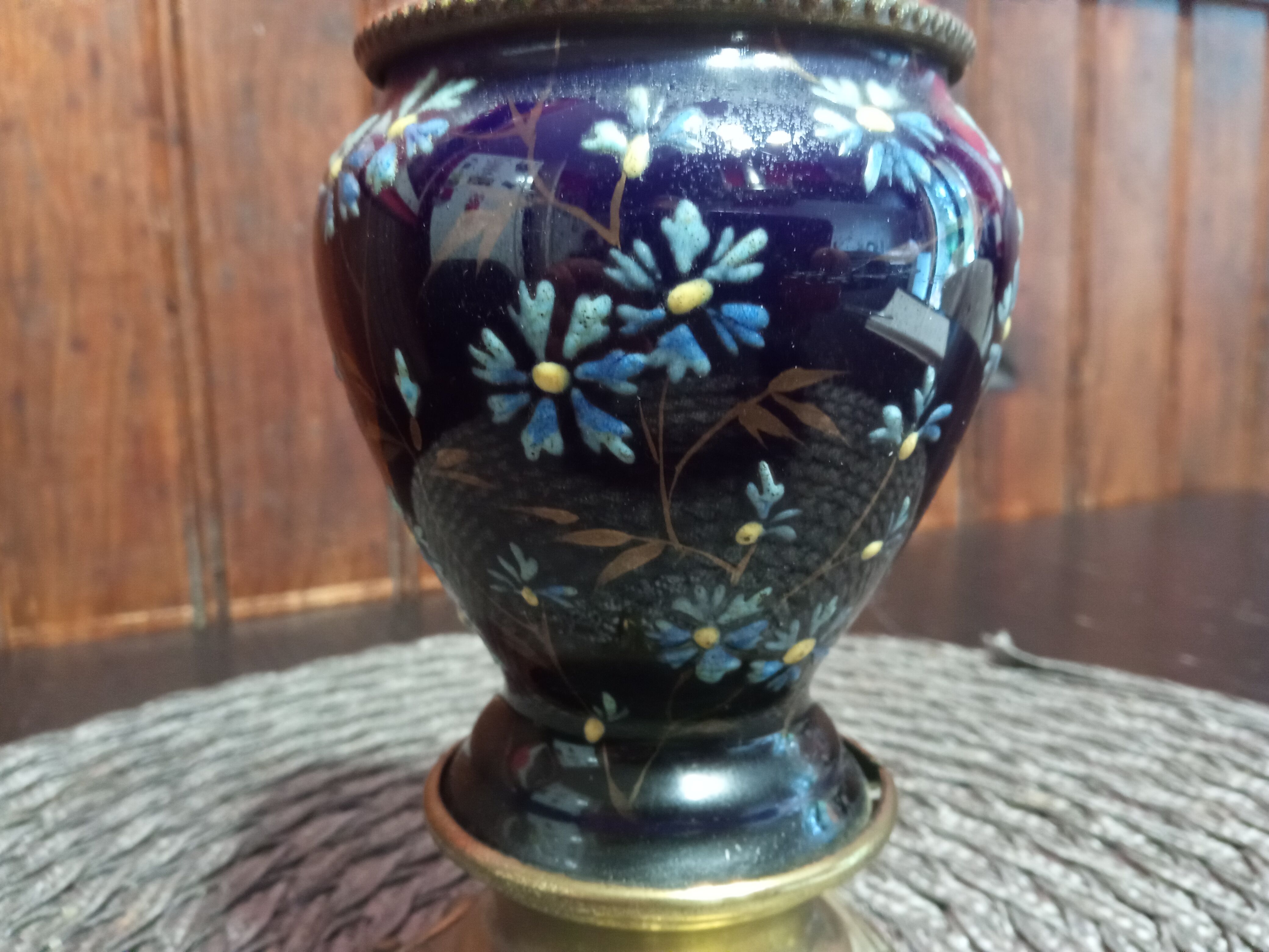 Ceramic oil foot lamp