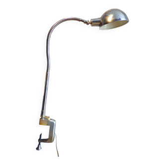 Lampe d'atelier sur étau Jumo 215