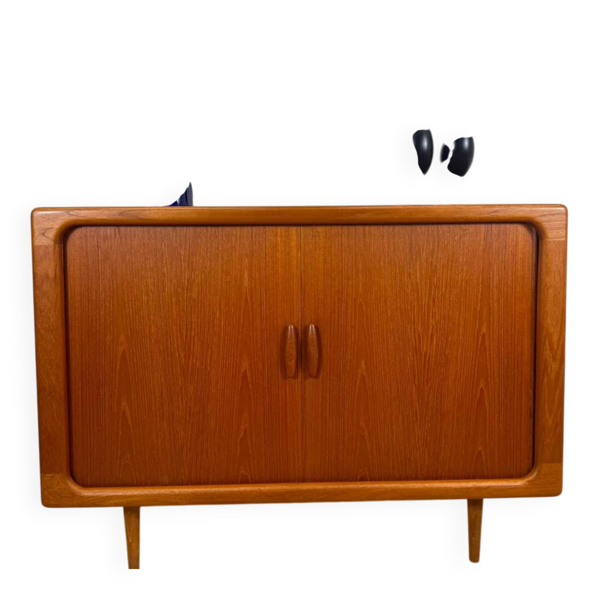 Dyrlund buffet in teak with sliding doors, Denmark 1960.