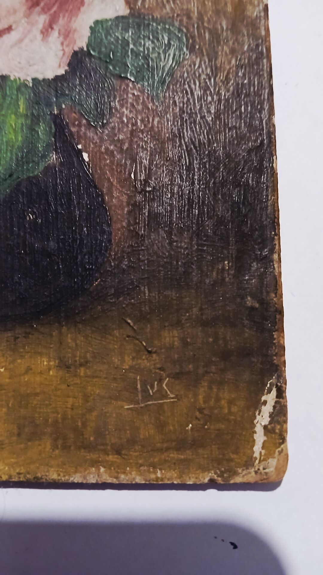 Petit tableau ancien "rose" signé LUC