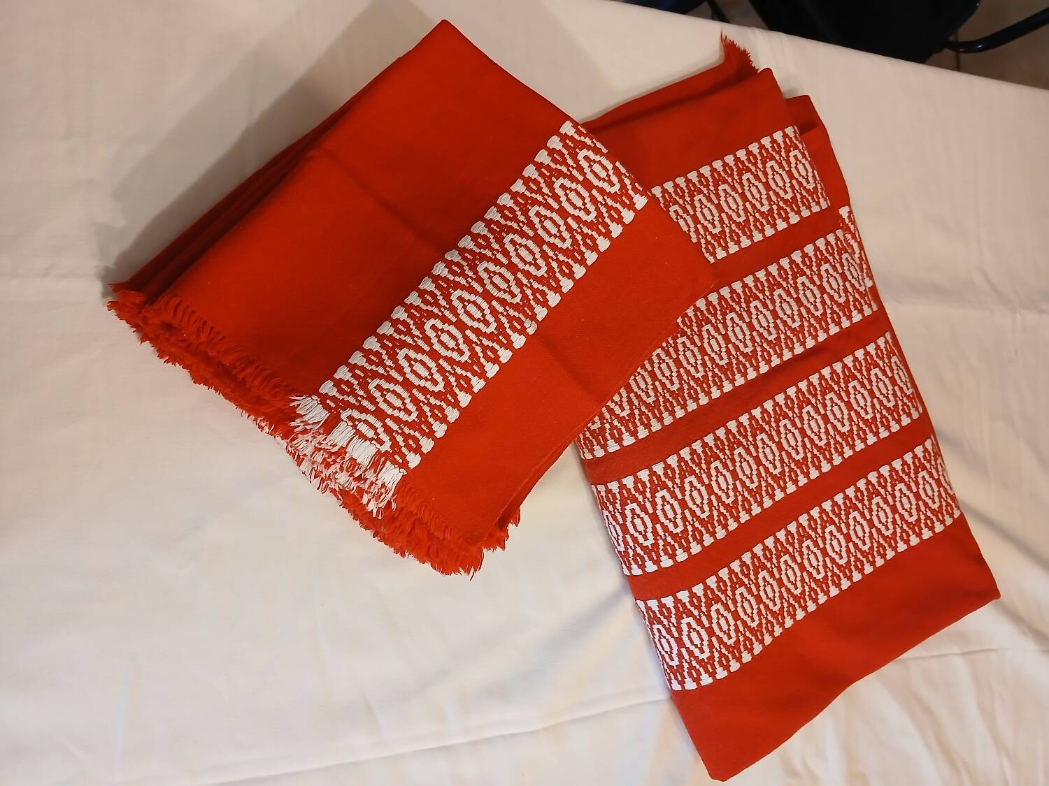 Tablecloth + 12 old napkins