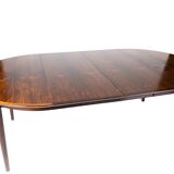 Dining table in rosewood of designed by Arne Vodder from the 1960s.