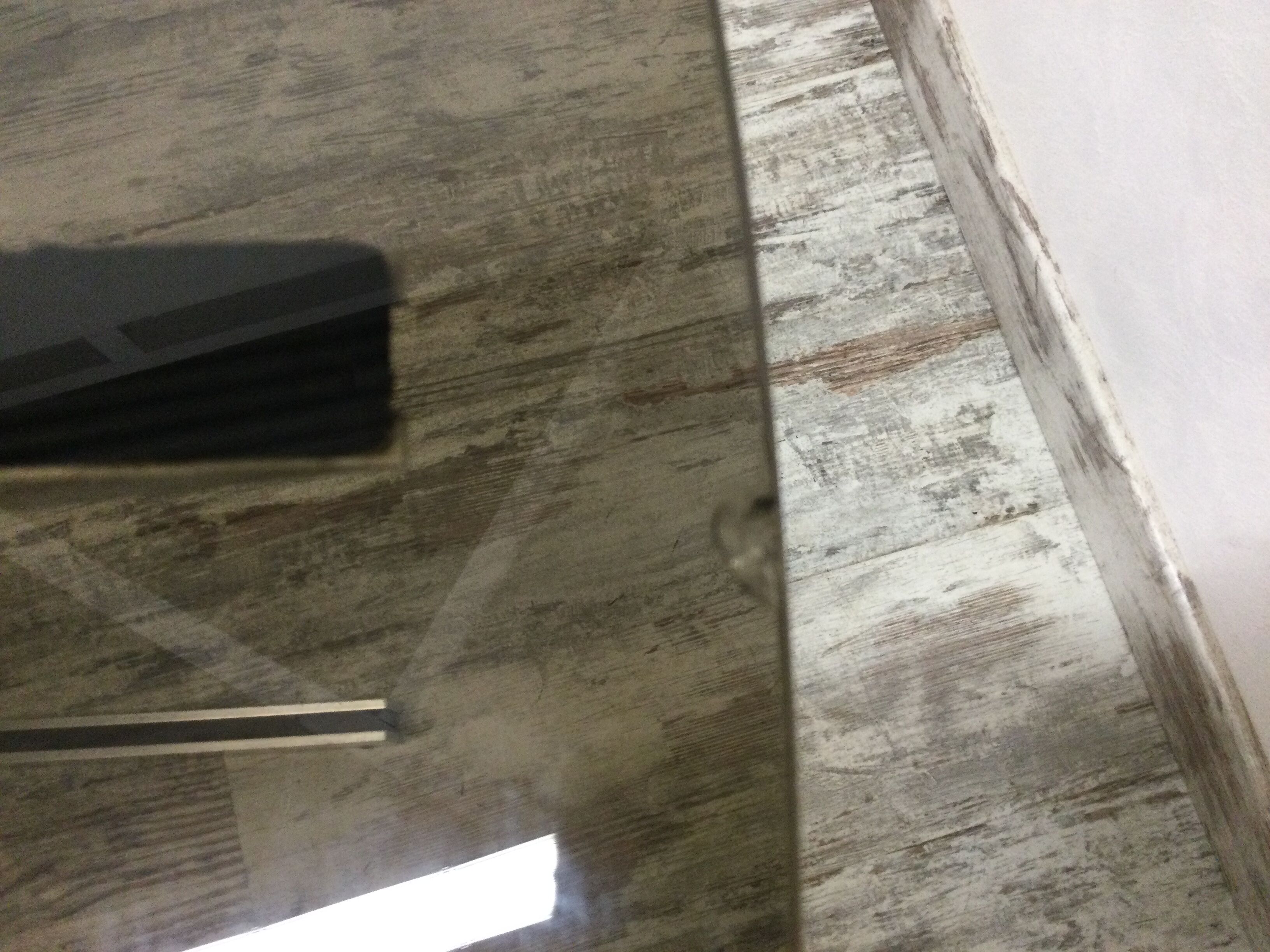 Design table year 70