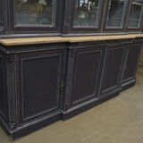 Showcase library patinated black