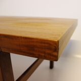 Table basse en teck avec feuille d'extension noire, design danois, années 1960.
