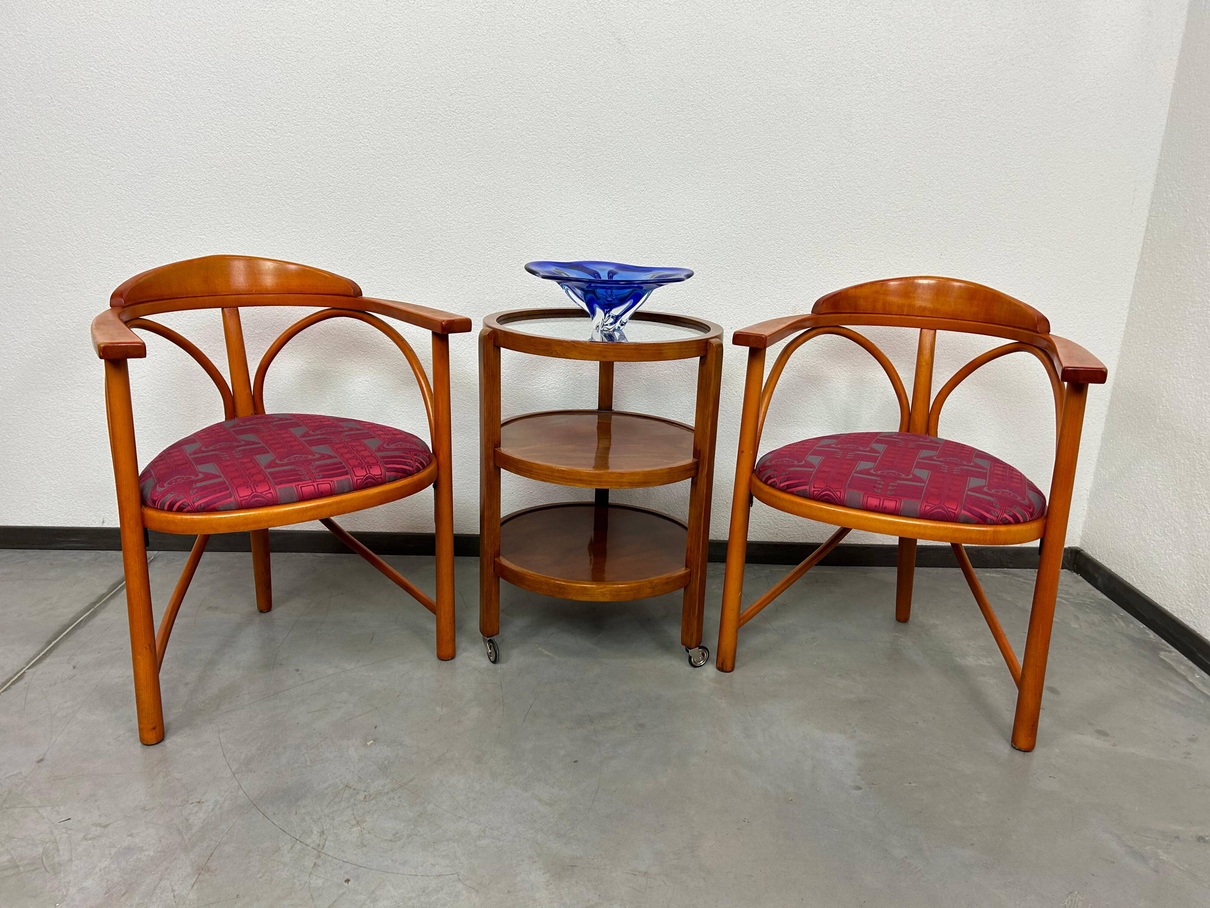 Tripod chairs Secession No. 81 by Thonet