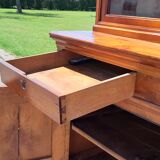 Showcase Walnut 19th