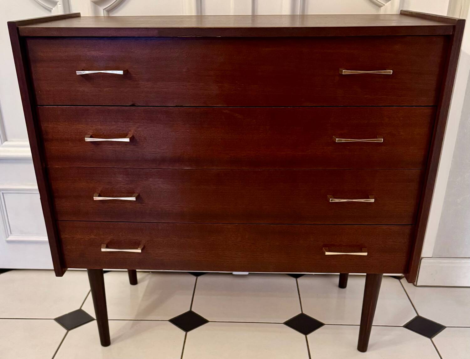 Vintage Scandinavian chest of drawers