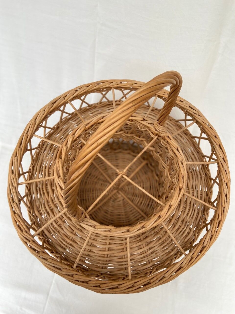 Vintage osier bar basket