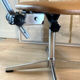 Adjustable and swivel vintage office chair