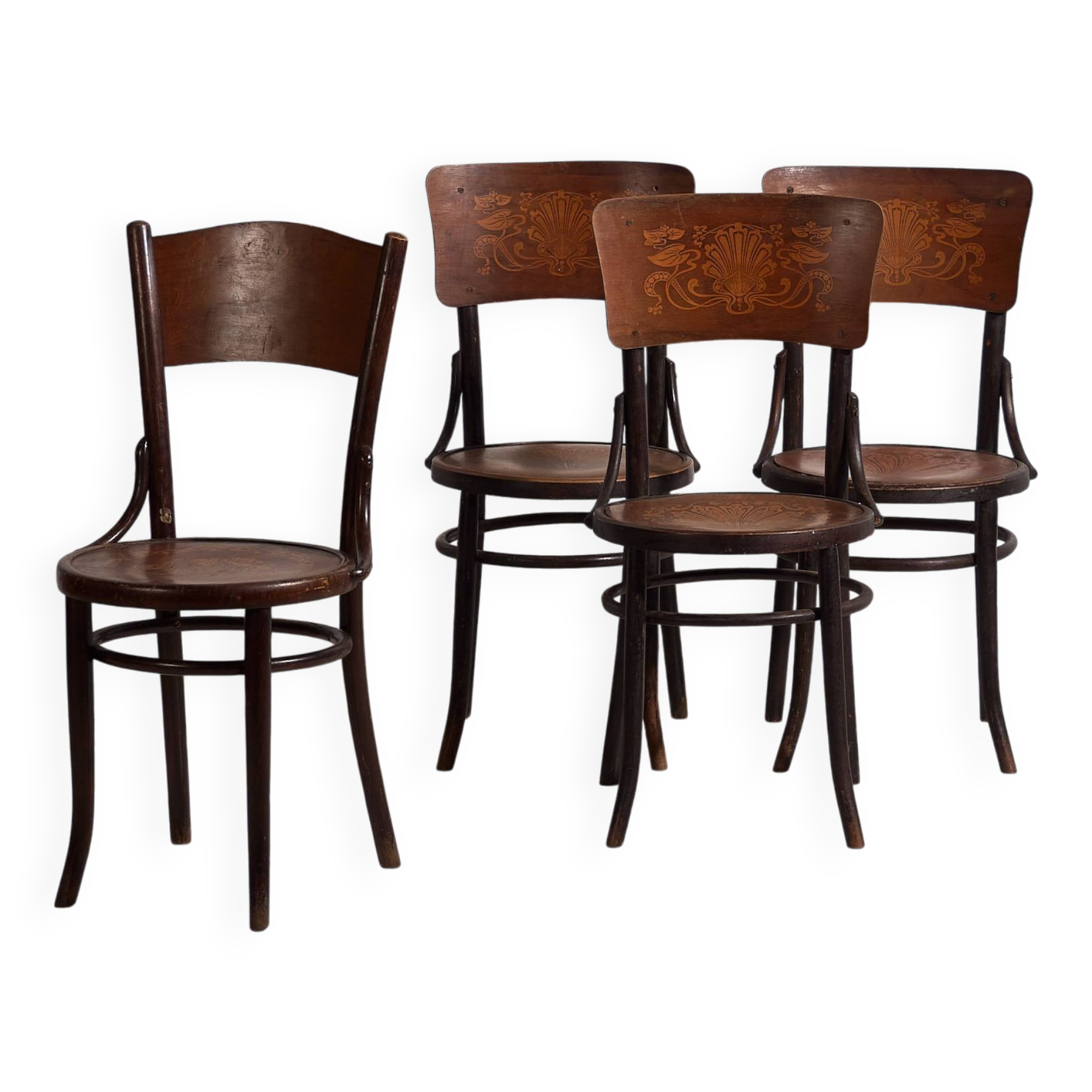 Antique Thonet dining room chairs (c.1900). Set of 4 pieces